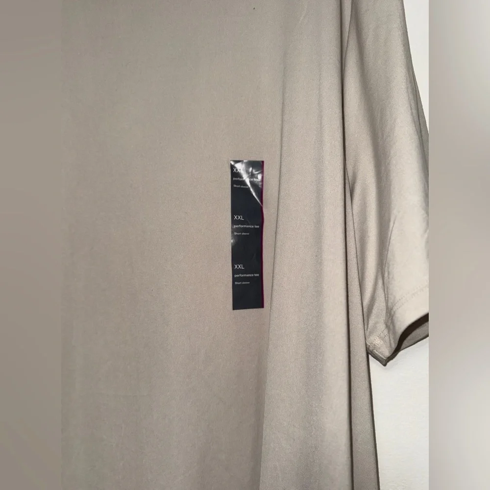 Men’s All In Motion Active Short Sleeve Performance T Shirt Sand XXL NEW!